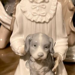 LLADRO NAO Vintage Little Girl With Little Dog  Great  Mother’s Day Gift 