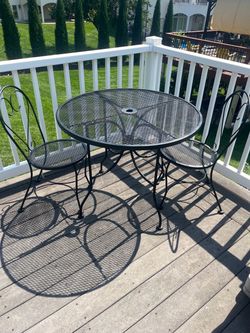 Black Wrought Iron Outdoor Patio Bistro Set - Table & 2 Chairs