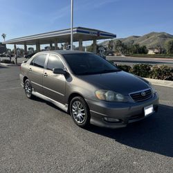 2005 Toyota Corolla – Reliable Daily Driver