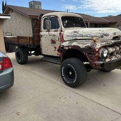 52 Ford  4x4 Truck 