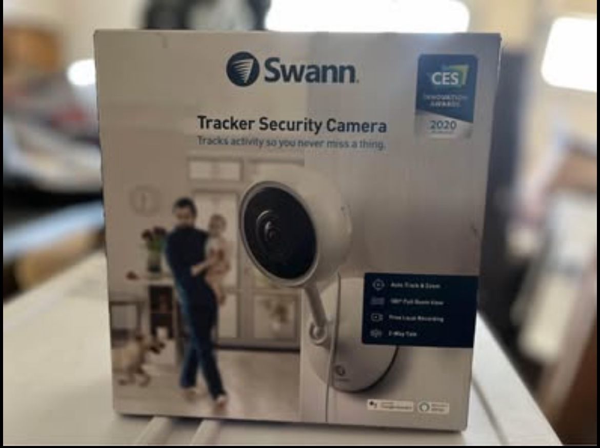 Swann SWIFI-TRACKCM32GB-GL Indoor Tracker IP Security Camera