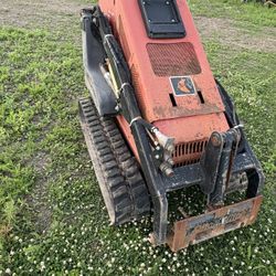 Ditch With Sk 650 