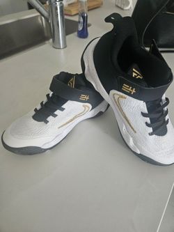 Nike kid shoes