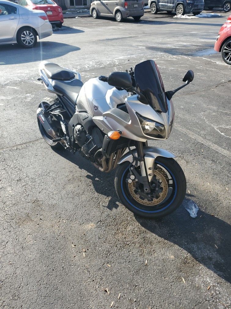 2011 Yamaha FZ1