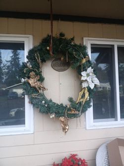2 Large Wreaths 