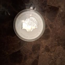 Wolverine Does Queem Elizabeth! Coin