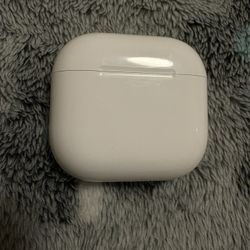 AirPod 4’s 