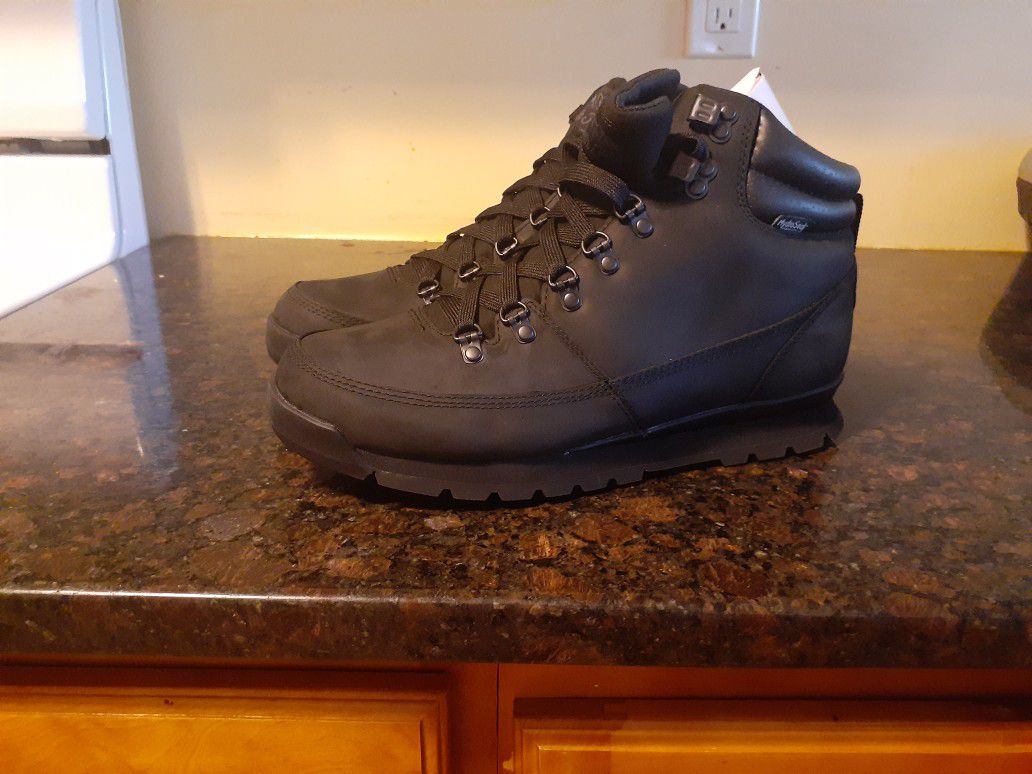 North Face Redux Leather Boots