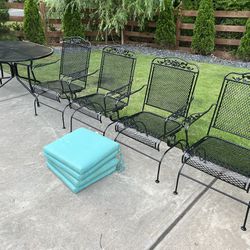 WROUGHT IRON table+4 rocking chairs with free cushions $349 CAN DELIVER!
