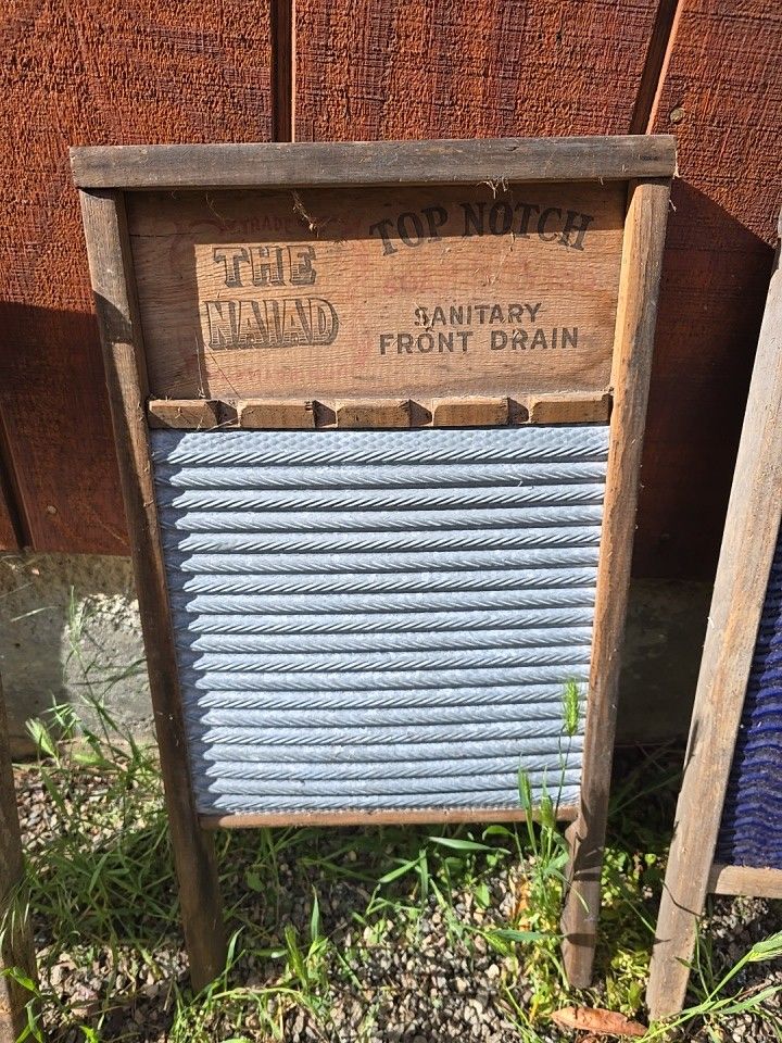 Antique National Washboard Co No 725 Washboard Chicago Saginaw Memphis USA