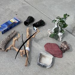 Reptile & Aquarium Accessories