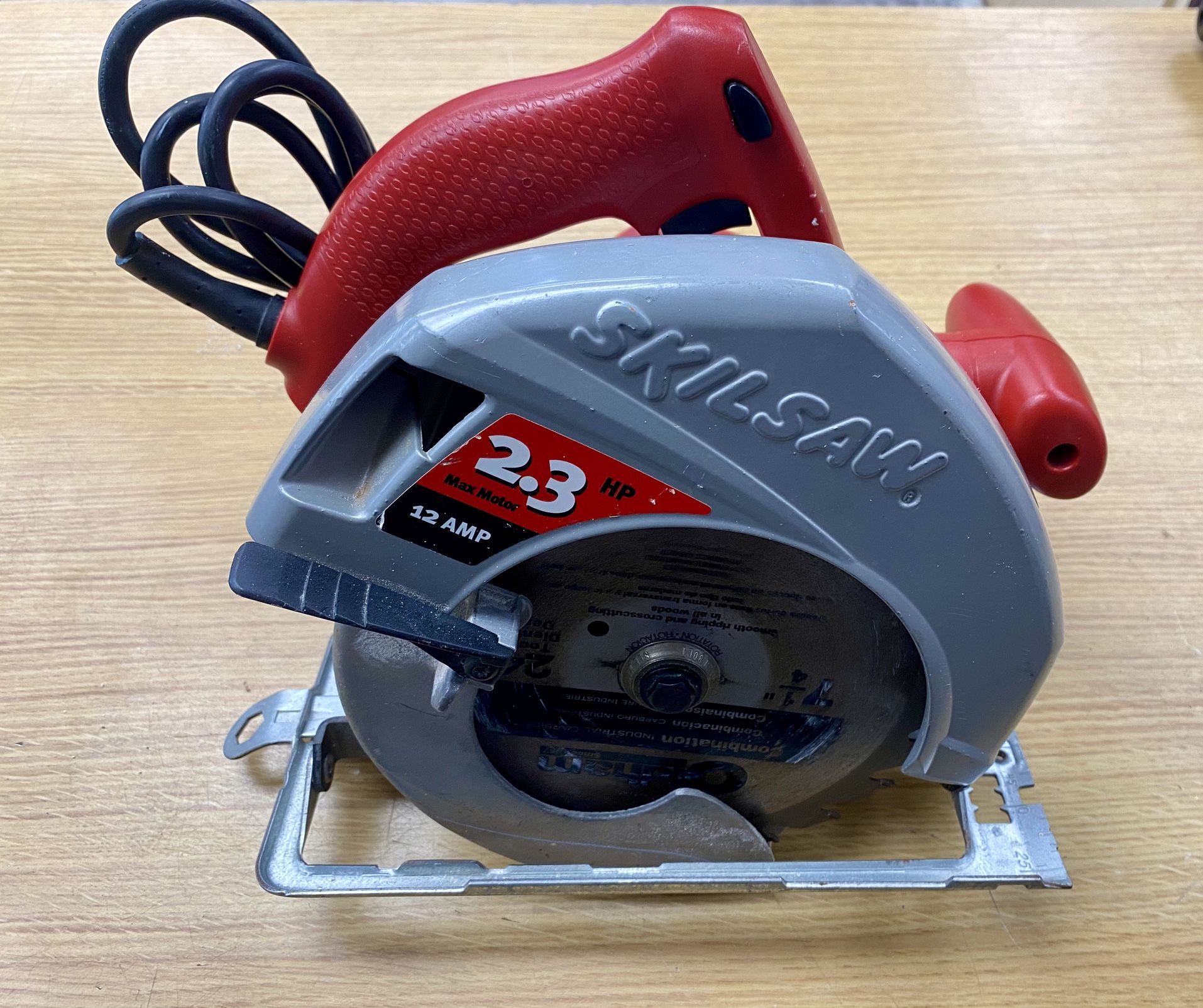 Skilsaw 5400 2.3hp 12 Amp 7 1/4" Blade Electric Circular Saw