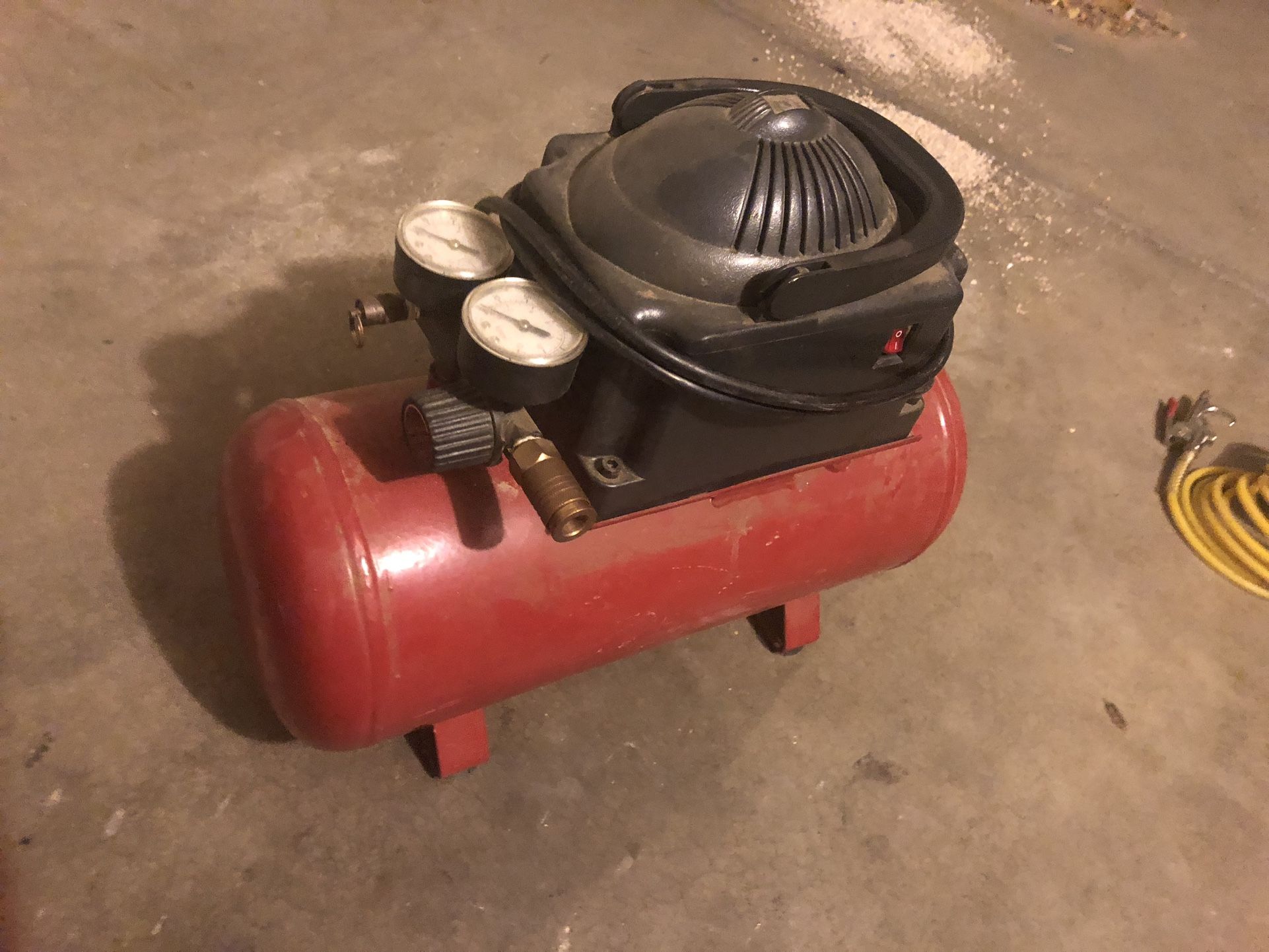 5 Gal Air Compressor