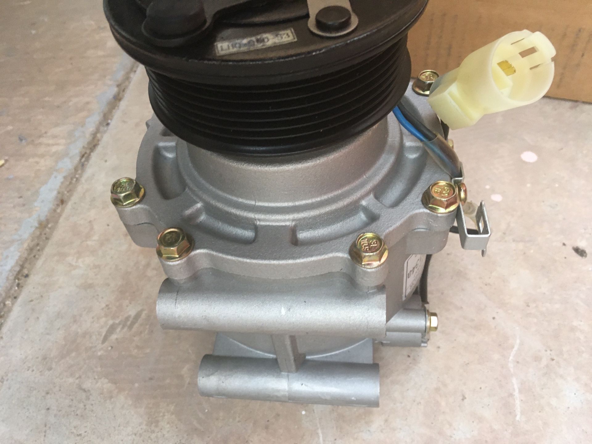 AC Compressor and drier assy-NEW DENSO Sigma JP 14-002NEW/20150708