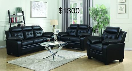 New 3 piece leather couch set / free delivery