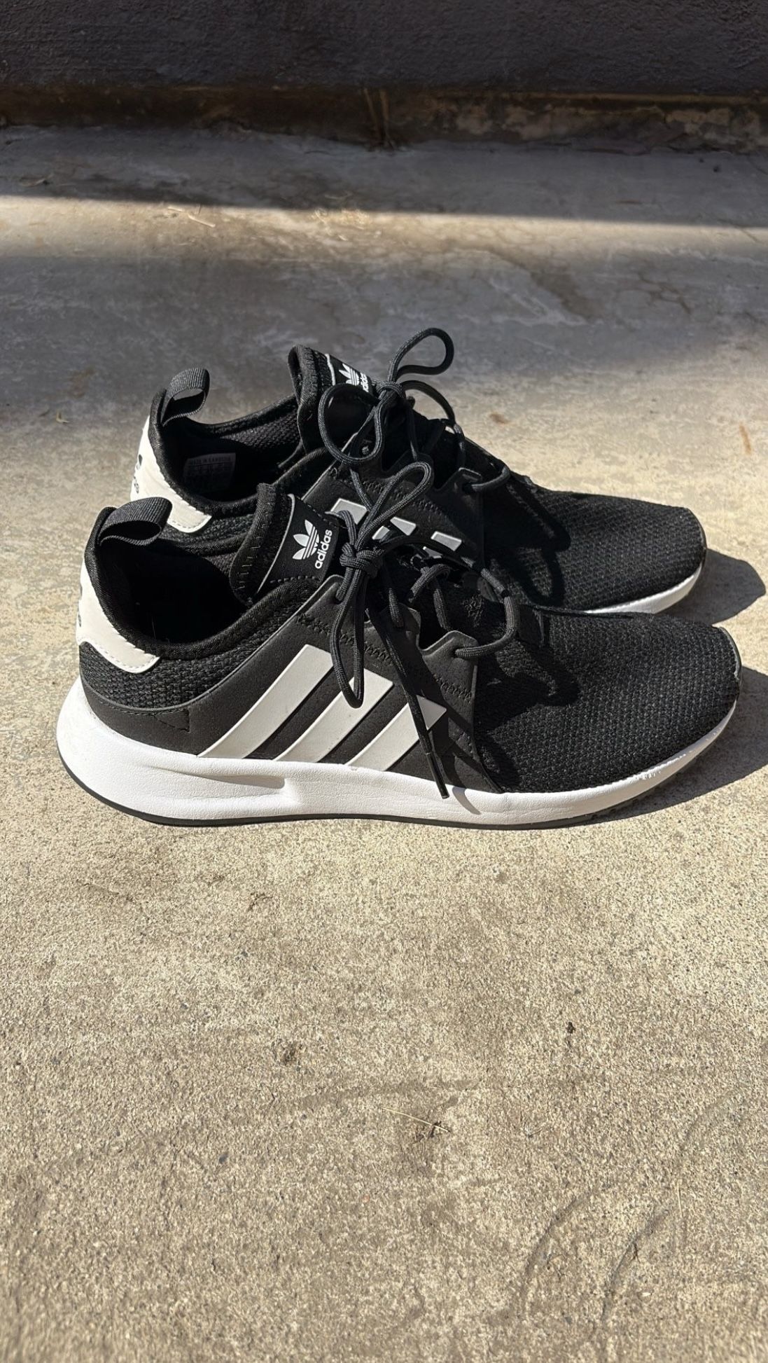 Adidas Sneakers