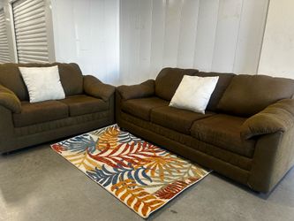 BROWN COUCH & LOVESEAT SET W/ FREE DELIVERY