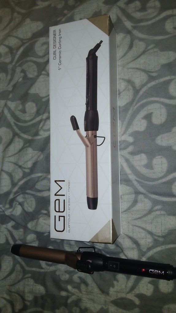 Gem Curling Iron Brand New Only Try It Ones