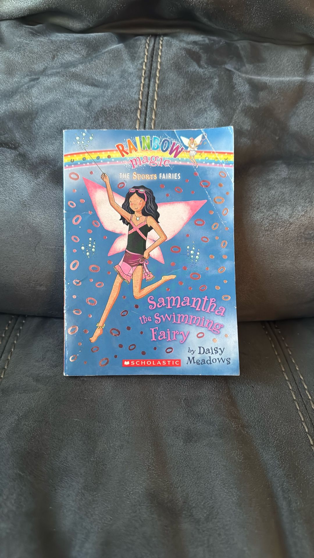 Rainbow Magic Sports Fairies Samantha The Swimming Fairy Scholastic Paperback Soft Cover Book