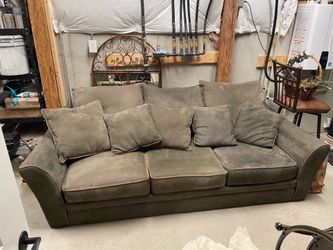 Large couch & love seat