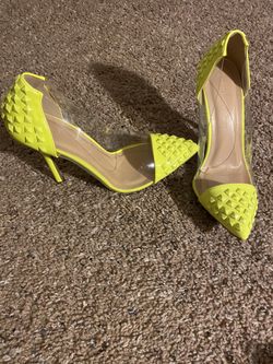 Yellow/Pink Pumps
