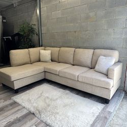 (Delivery) Cream Sectional Couch / Sofa With Chaise 