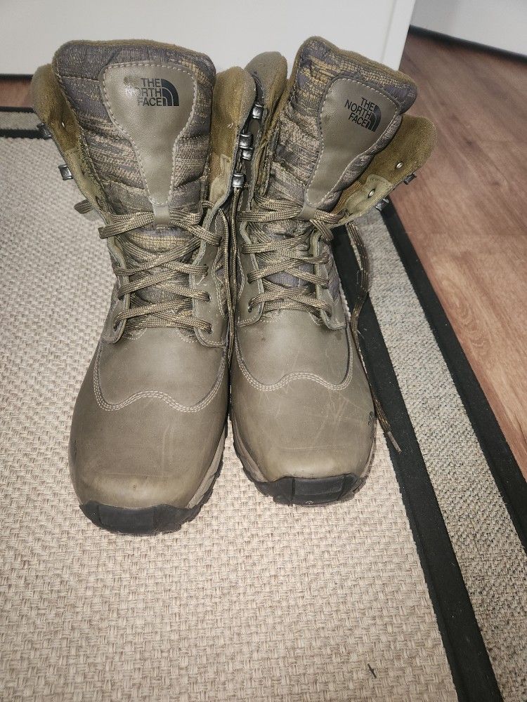 Men's North Face Boots