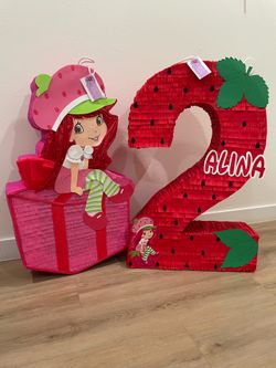 Custom Piñatas