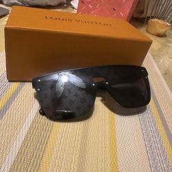 LV sunglasses 