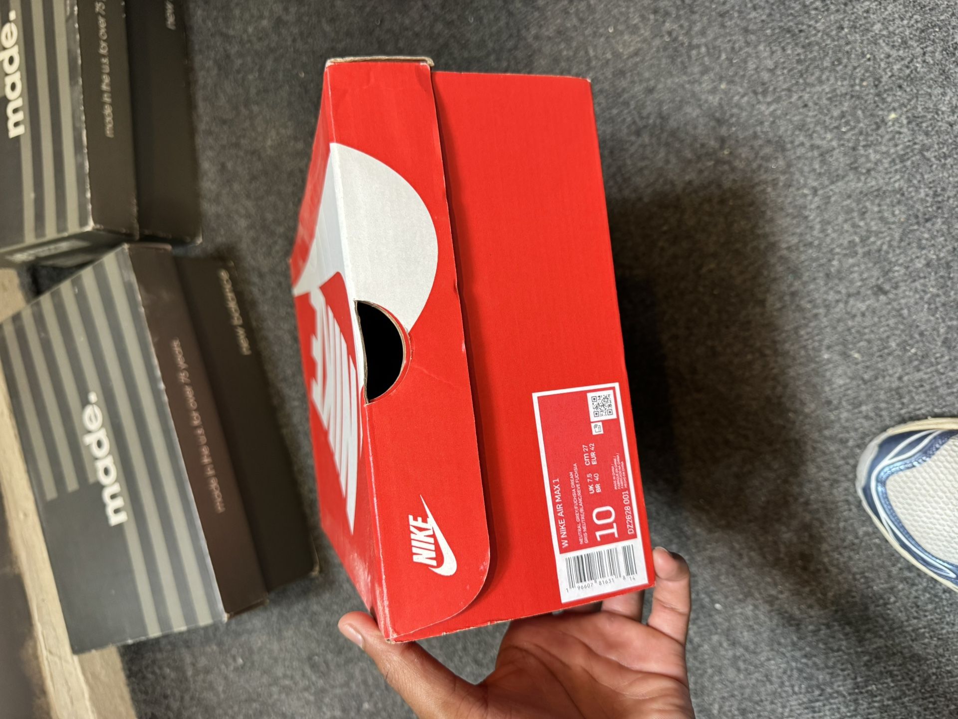 Woman Nike air max1