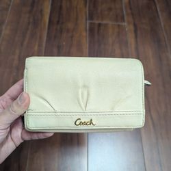 Coach Soho Pleated Leather Trifold Wallet 