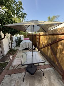 Patio table w/ umbrella