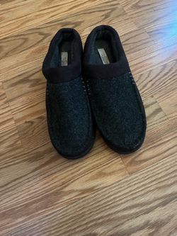 Men’s wool slippers