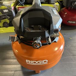 RIDGID OF60150HA 6 Gallon  Portable Electric Pancake Compressor