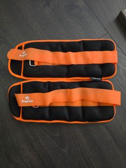 Ankle weights (2) 6lb