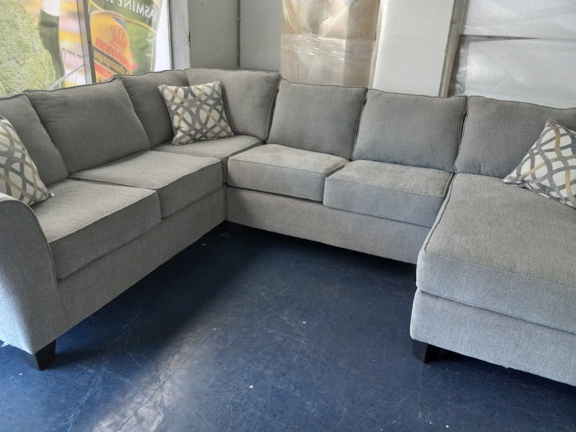 Grey 3piece Chaise Sectional Dimensiobs..90×120 Chaise 68inches Long 