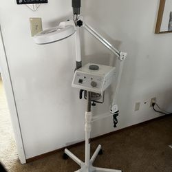 EURO FACIAL STEAMER WITH AROMA THERAPY + LED MAGNIFYING LAMP