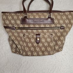 Dooney And Bourke