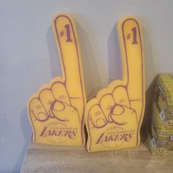 Vintage Lakers foam finger
