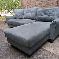 Sectional Sofa with Chaise in Gray Microfiber