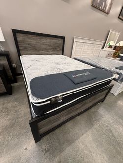 4 PC QUEEN BEDROOM SET