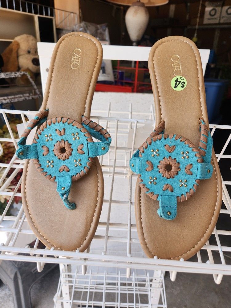Size 11 Blue Sandles
