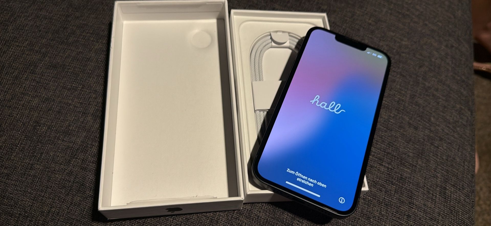 iPhone 16e