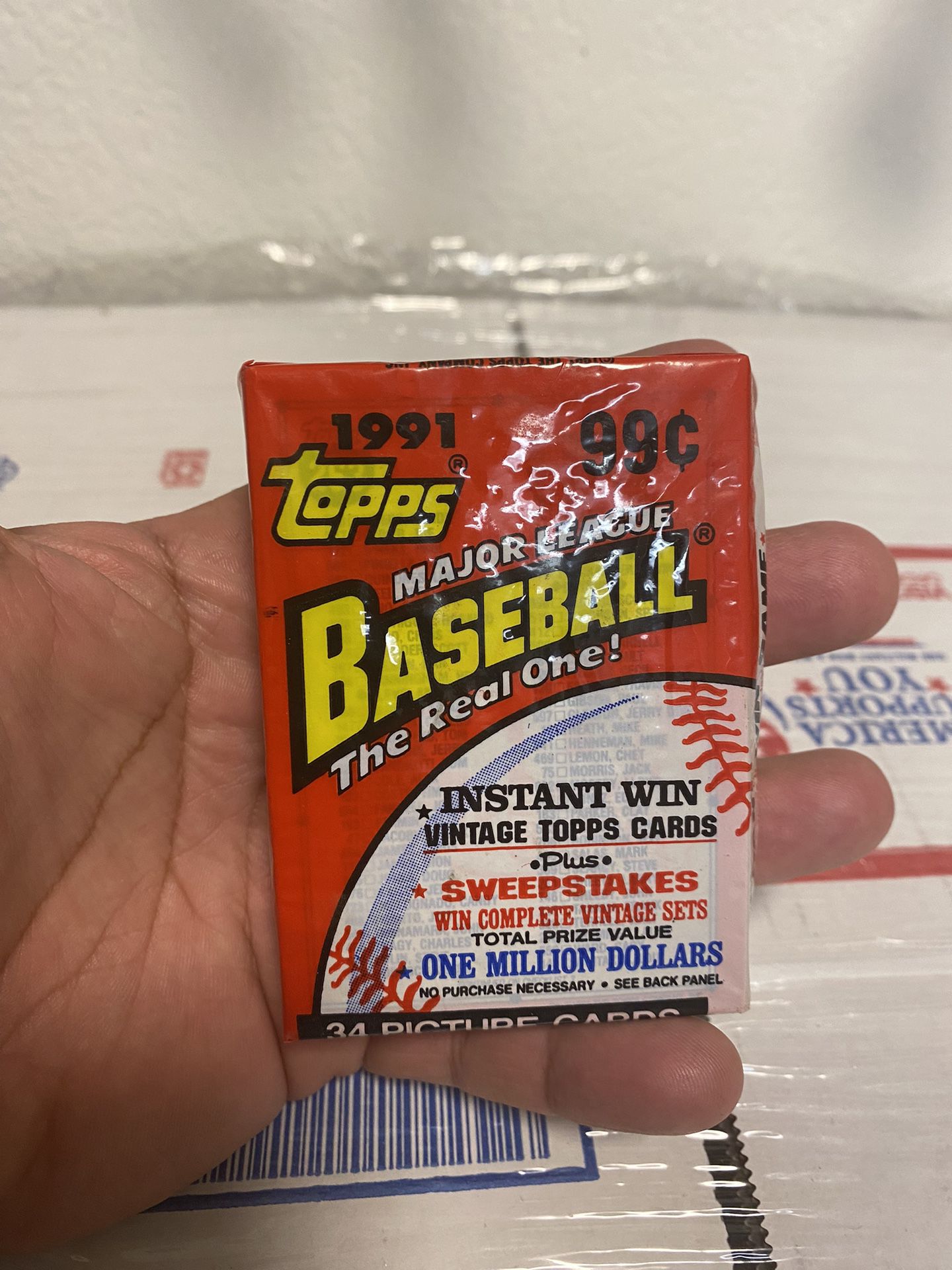 1991 Topps Baseball 34 Card Pack. 
