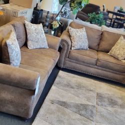 Ashley Furniture Sofa / Love 