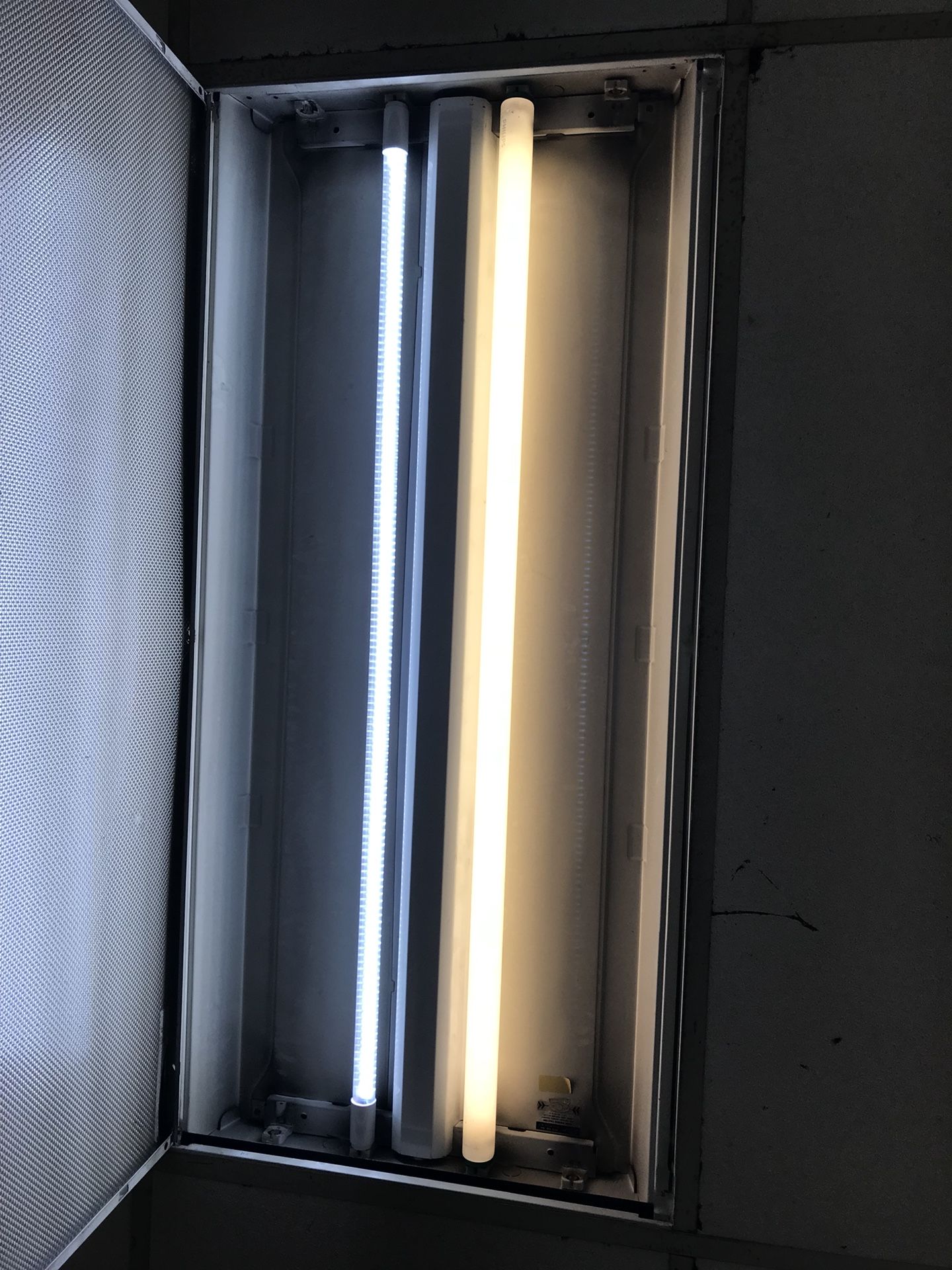 LED TUBE LIGHTS T8 integrated 4ft daylight 6000k 8pcs