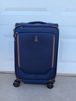Travelpro Spinner Carry-On Luggage NEW