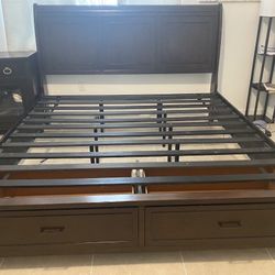 King Size Bed With Storage