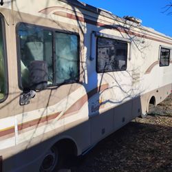 1998 Fleetwood Bounder