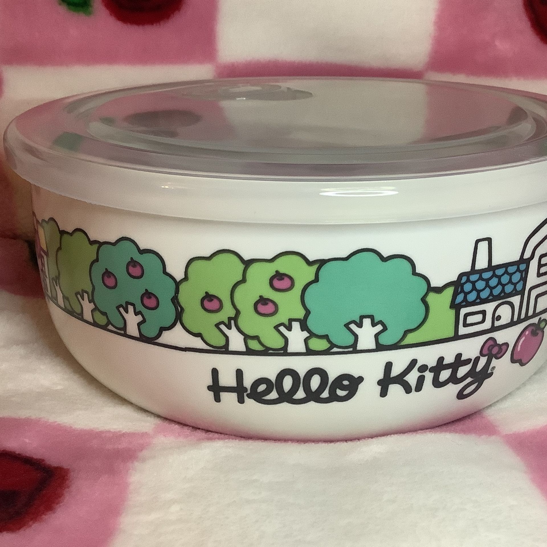 Hello Kitty Glass Bowls With Clear Lid Small/ Medium/ Large /  All Three New All Together 